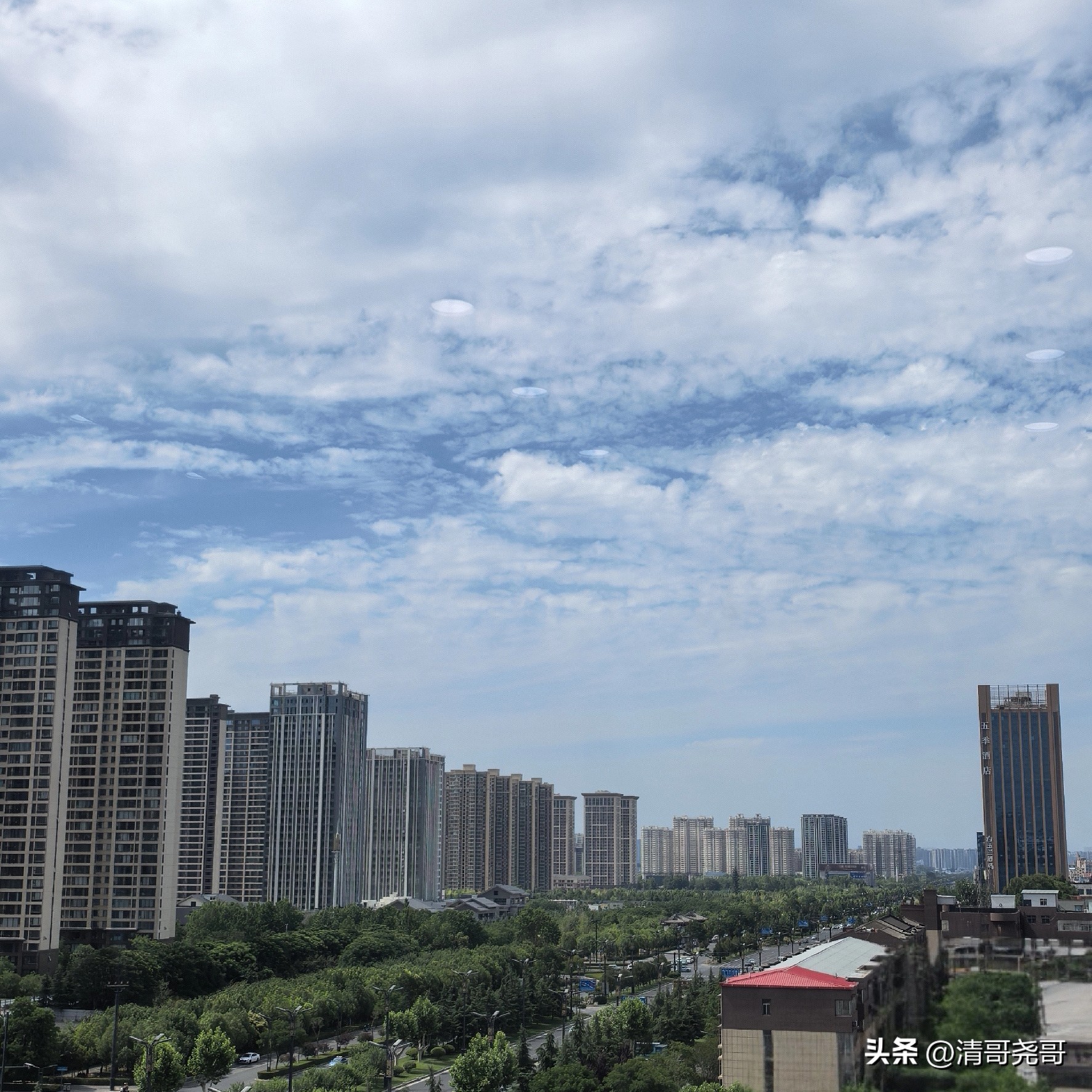 财务工作压力_人生艰难困苦_疫情