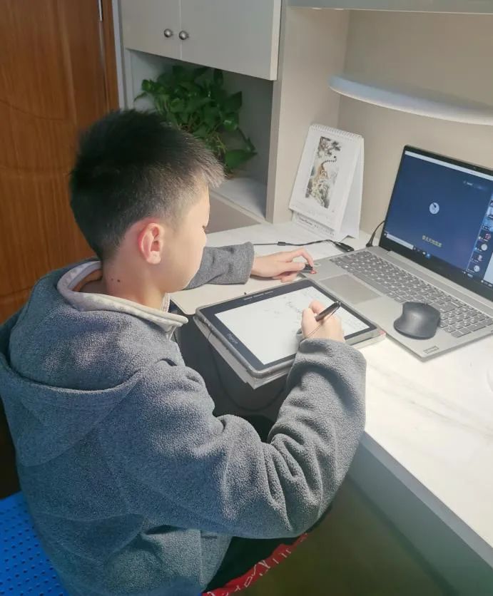 疫情_疫情下线上作业管理_AI智能批改作业系统